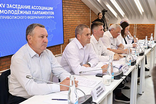 Саратовский аэропорт открыли для полетов